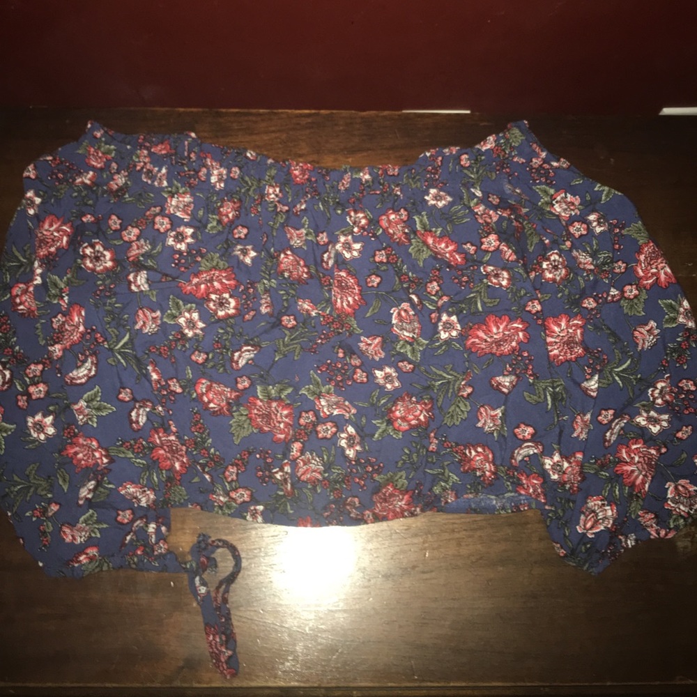 cropped flowy top